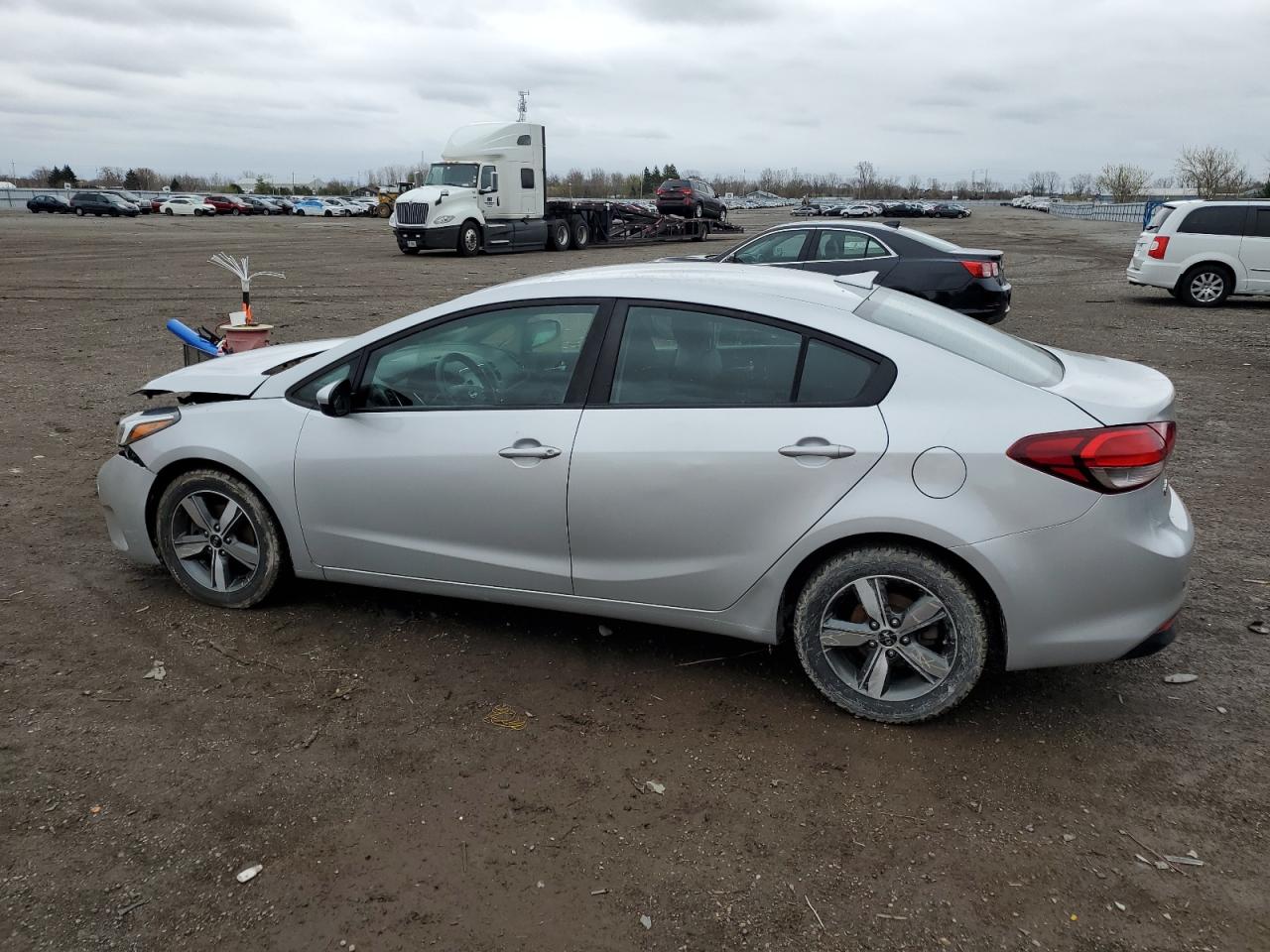 3KPFL4A72JE203646 2018 Kia Forte Lx