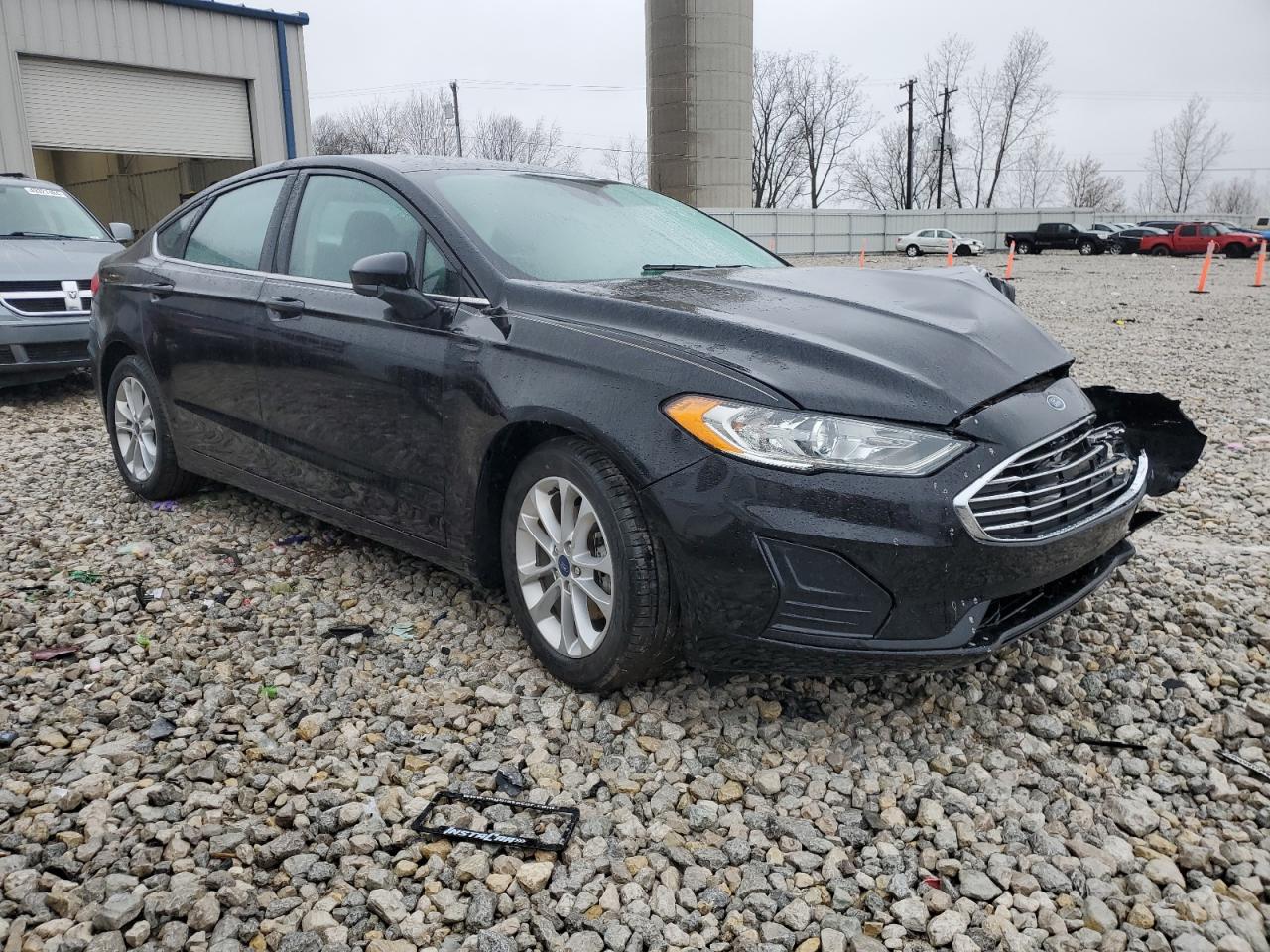 3FA6P0HD1LR147323 2020 Ford Fusion Se