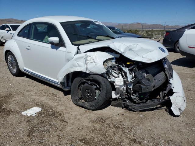 2016 VOLKSWAGEN BEETLE SE - 3VWJ17AT7GM600988