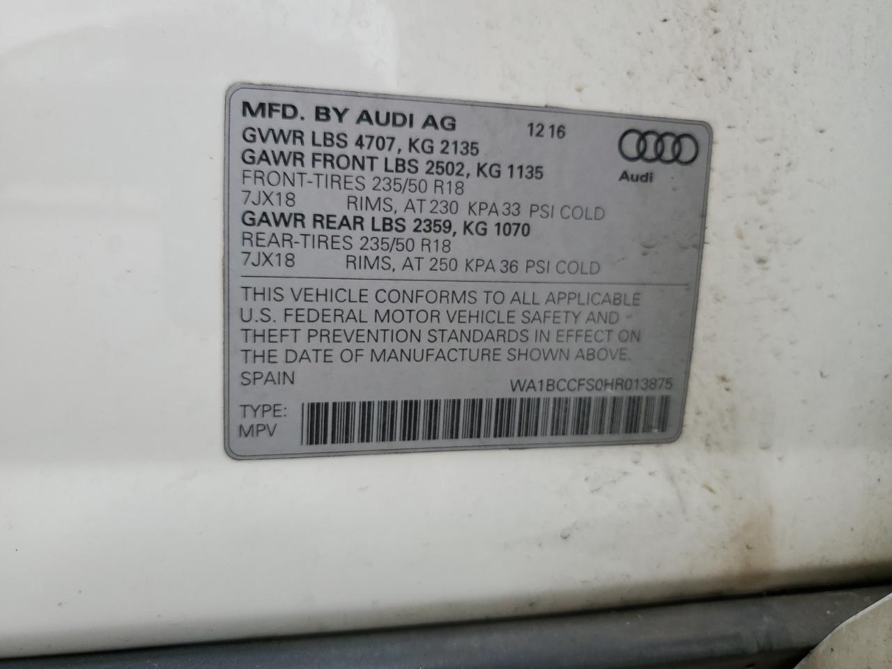 WA1BCCFS0HR013875 2017 Audi Q3 Premium