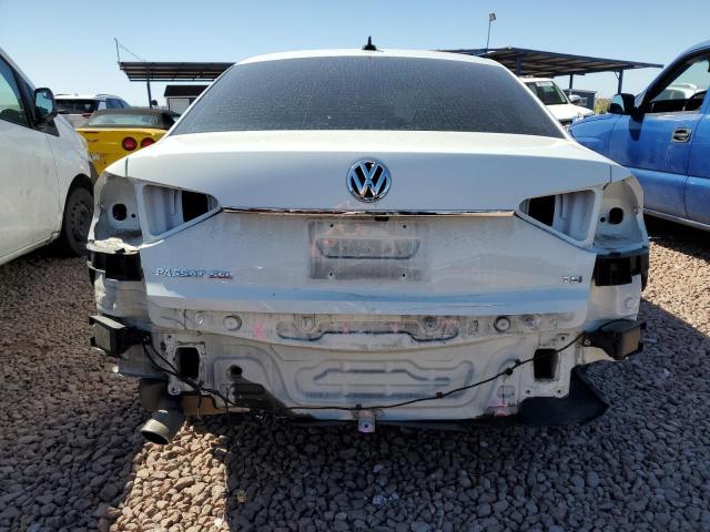 2017 VOLKSWAGEN PASSAT SEL - 1VWCT7A39HC080413