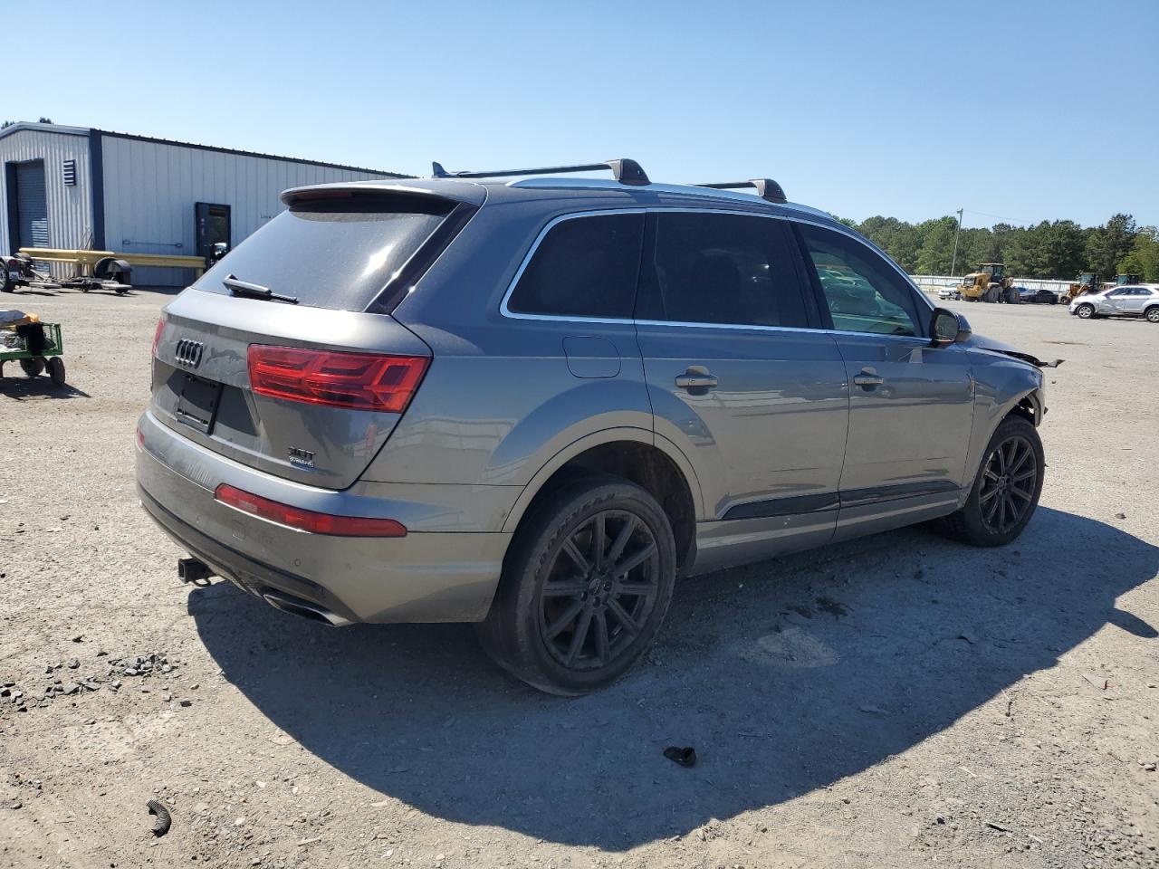 2017 Audi Q7 Prestige vin: WA1VAAF70HD011916