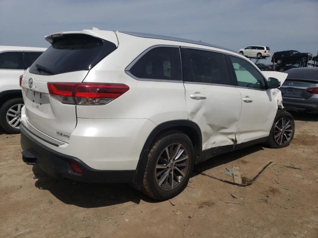 VIN 5TDJZRFH5KS628096 2019 Toyota Highlander, SE no.3