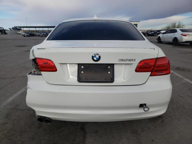 WBAKE3C59BE441812 2011 BMW 328 I