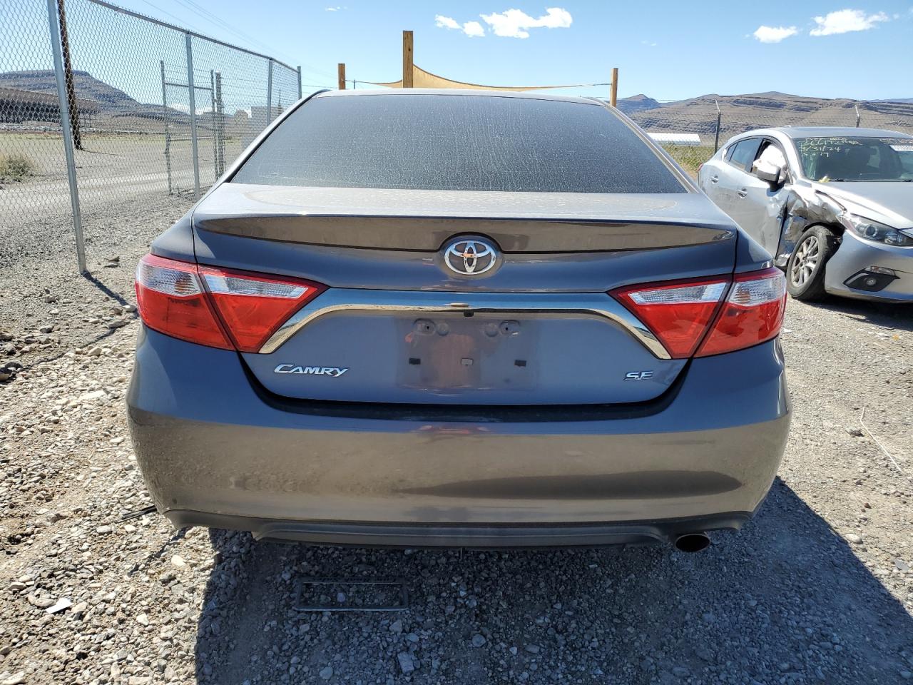 2016 Toyota Camry Le vin: 4T1BF1FK4GU187232