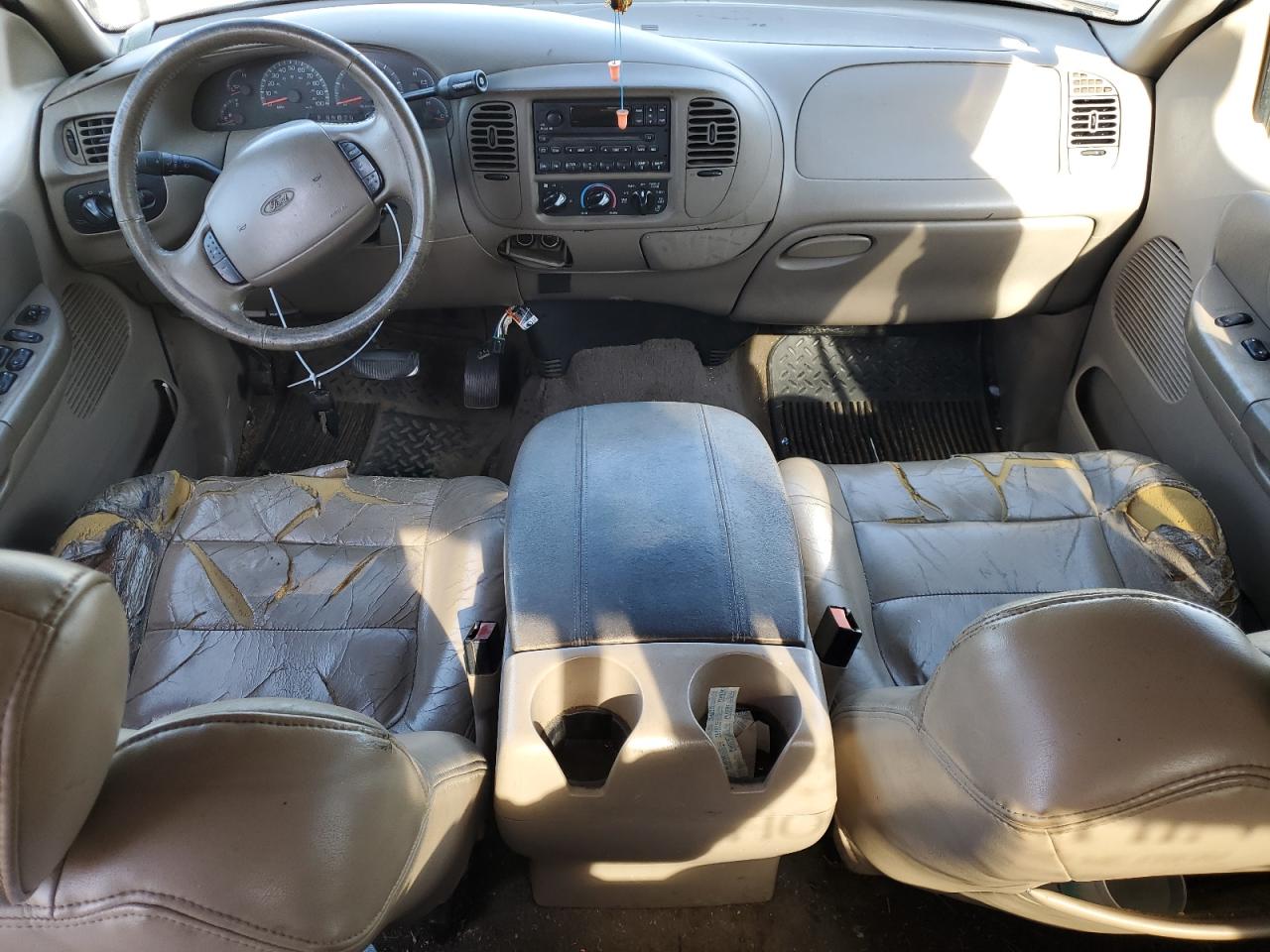 1FTRW07L71KC28105 2001 Ford F150 Supercrew