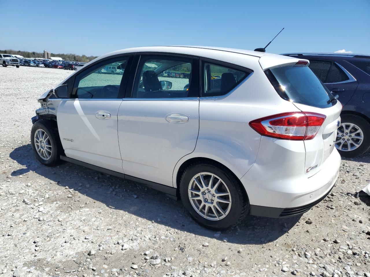 1FADP5DU0JL105375 2018 Ford C-Max Titanium