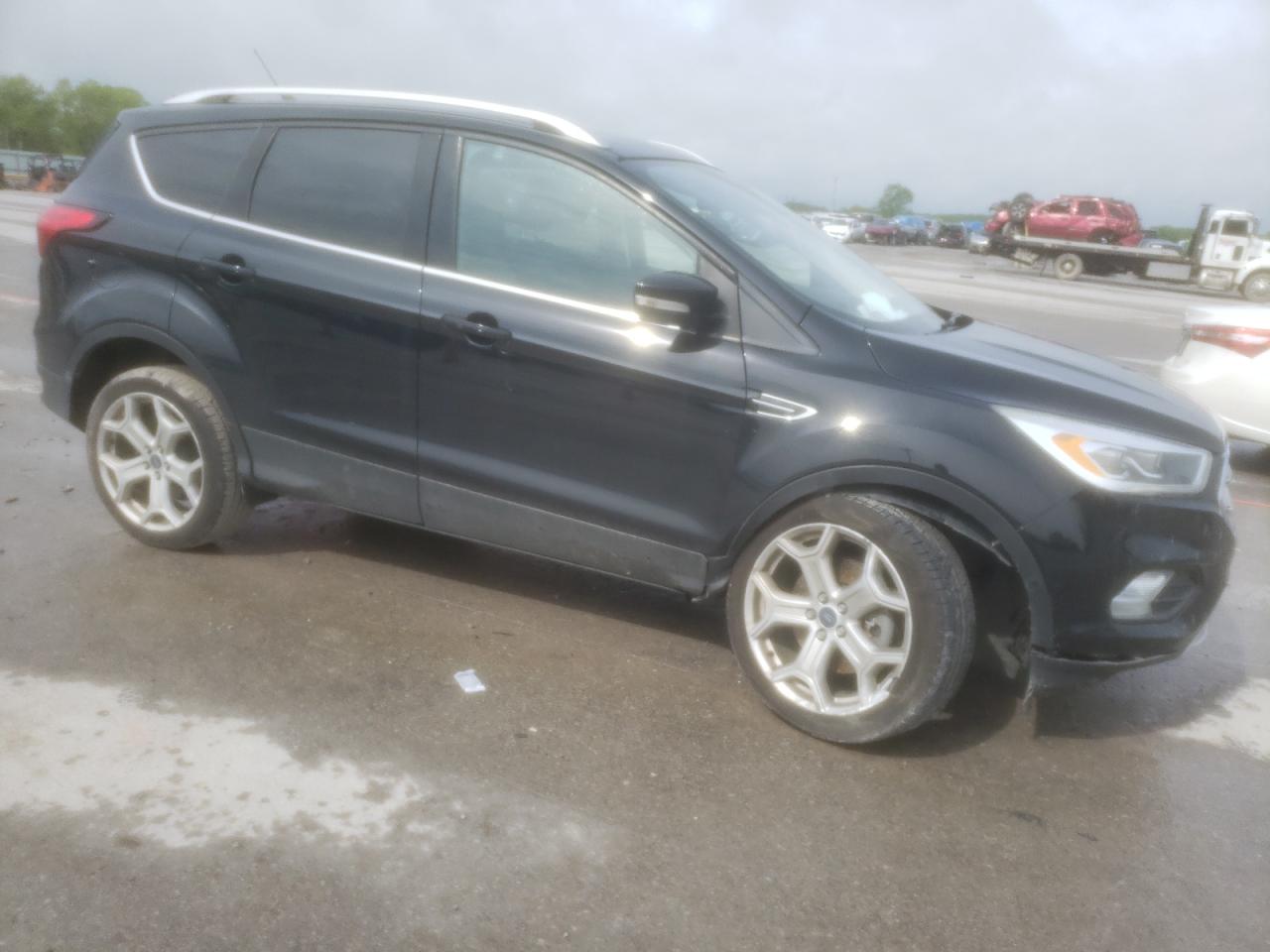 2019 Ford Escape Titanium vin: 1FMCU9J99KUC30596