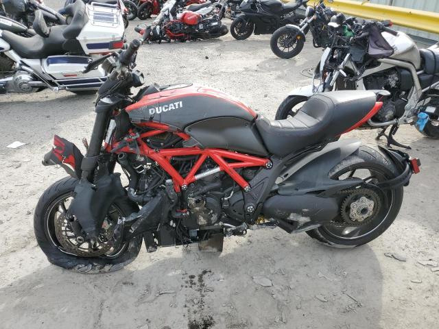 2015 DUCATI DIAVEL ZDM13BSW3FB024299