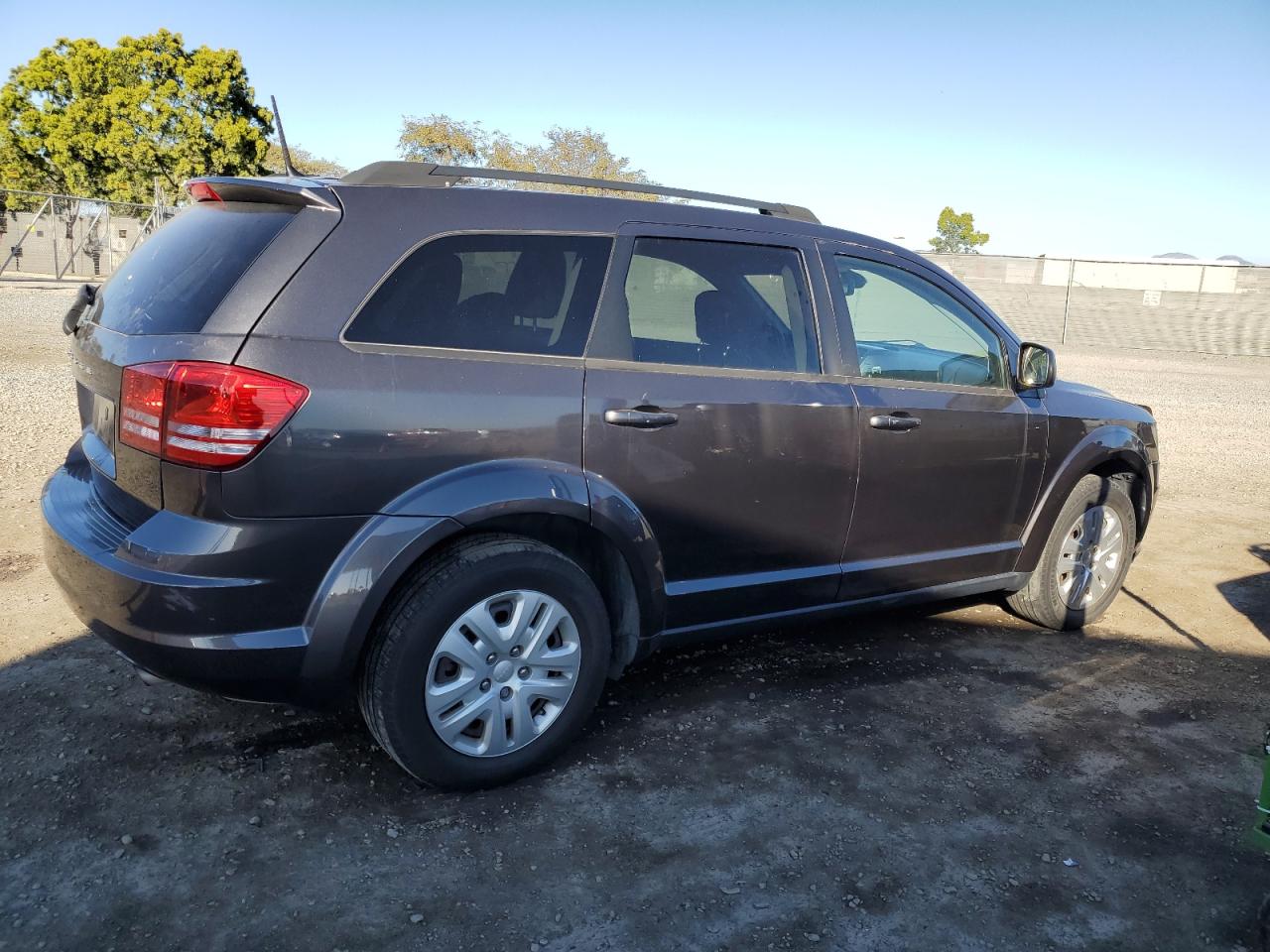 3C4PDCAB4JT521148 2018 Dodge Journey Se