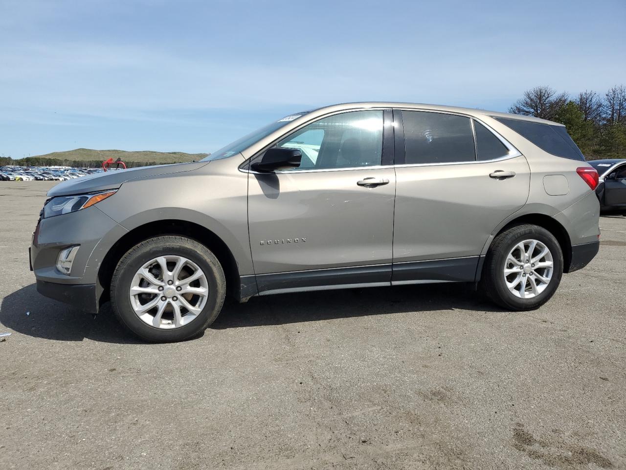 3GNAXSEV6JS606825 2018 Chevrolet Equinox Lt