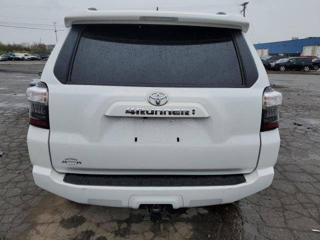 2024 Toyota 4Runner Sr5/Sr5 Premium VIN: JTENU5JR8R6244070 Lot: 52124264