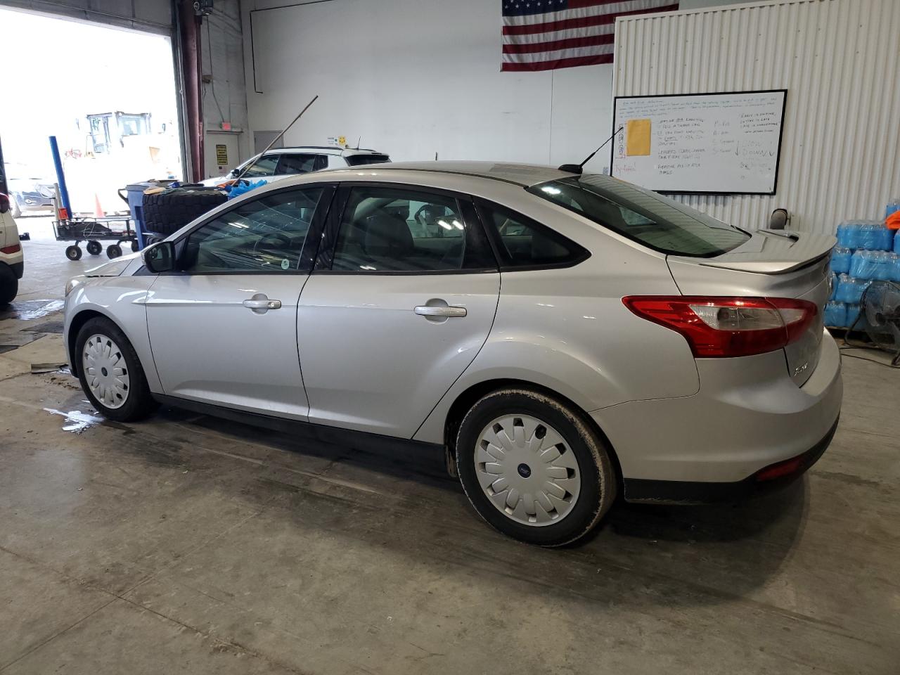 1FADP3F25DL364030 2013 Ford Focus Se