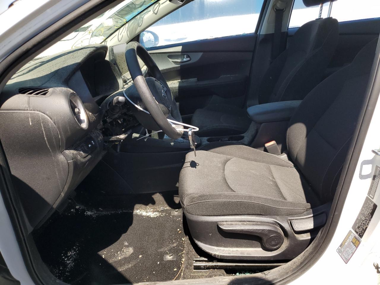 3KPF24AD8ME401497 2021 Kia Forte Fe