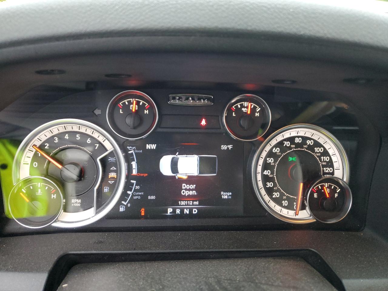 1C6RR6GG6DS640850 2013 Ram 1500 Slt