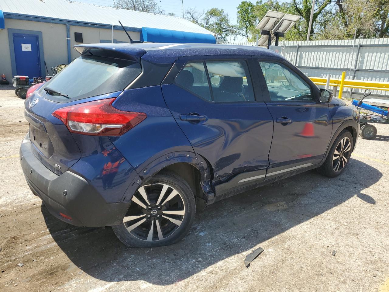 3N1CP5DV3LL487765 2020 Nissan Kicks Sr