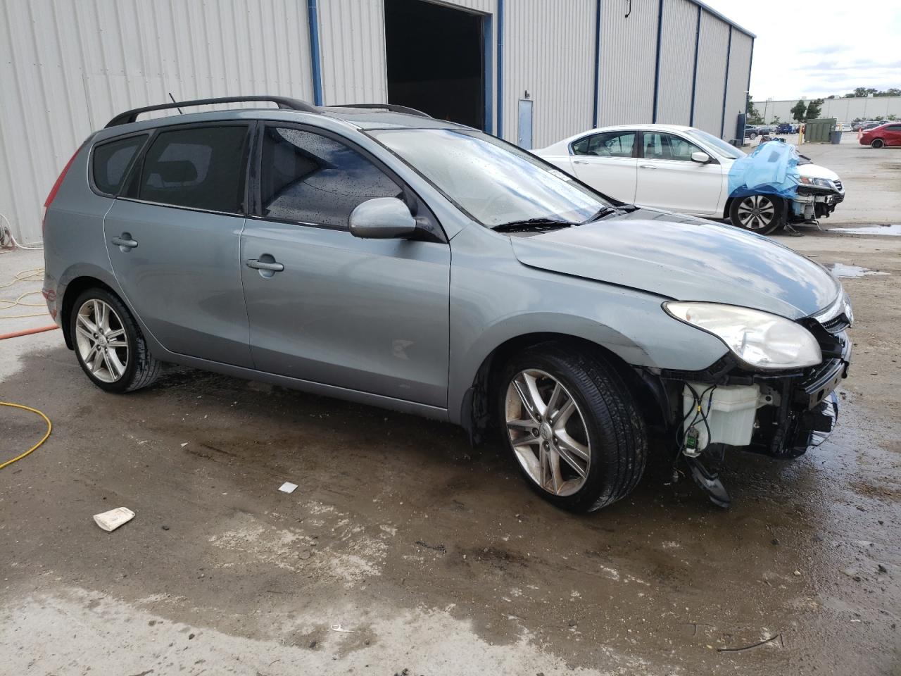 KMHDC8AE8AU064570 2010 Hyundai Elantra Touring Gls