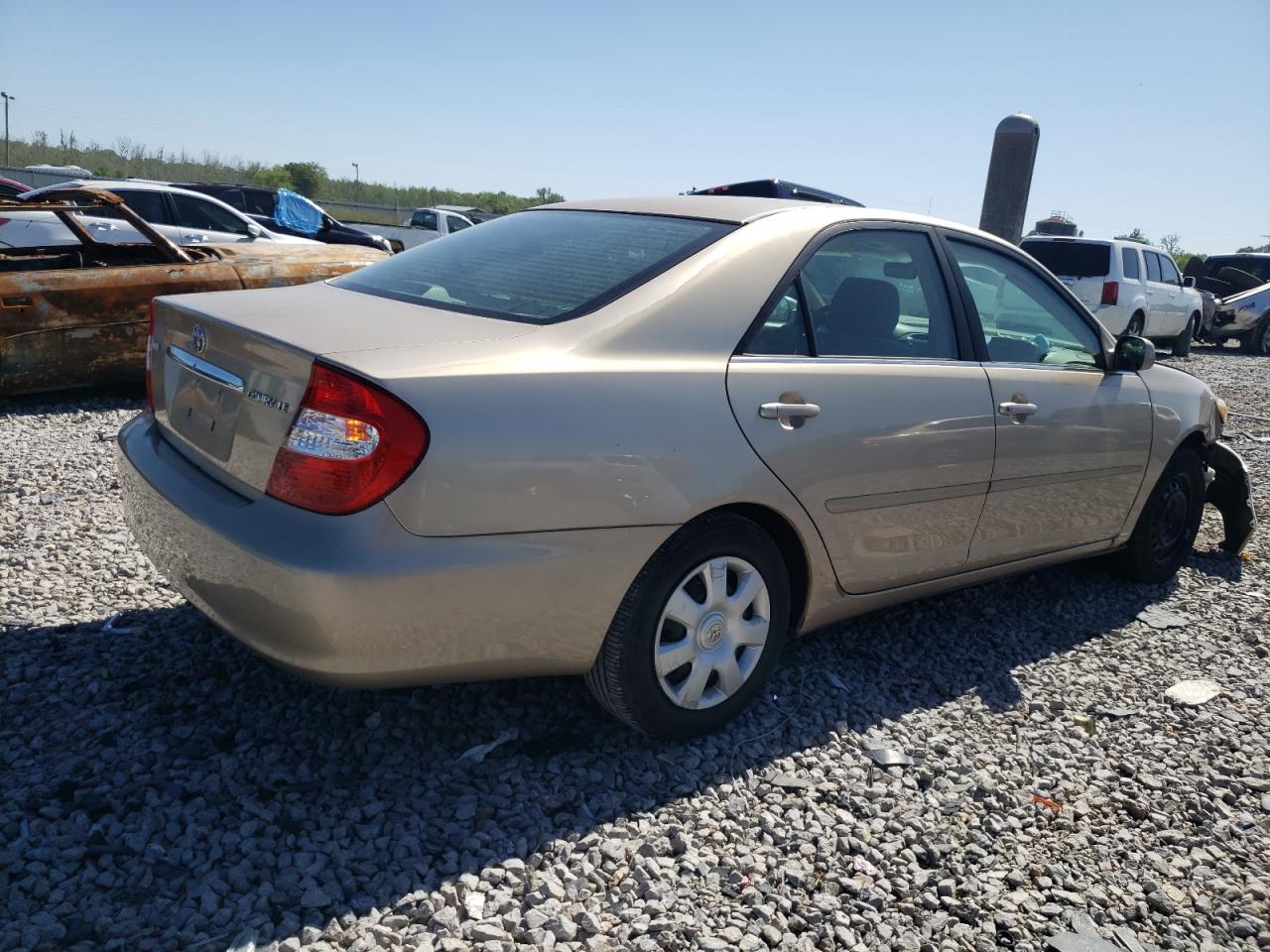 4T1BE32K32U535552 2002 Toyota Camry Le