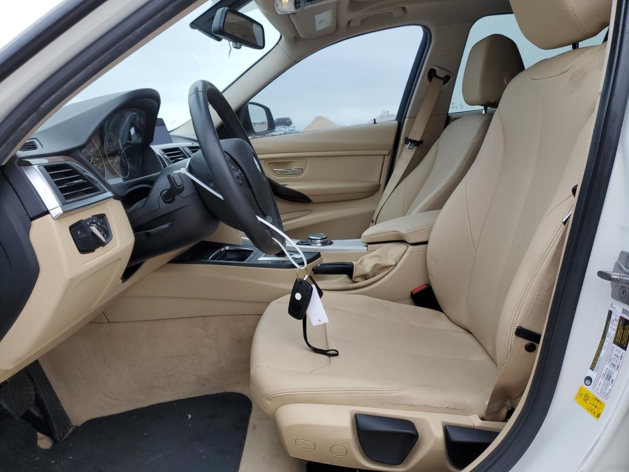 WBA8E1G55GNU12257 2016 BMW 320 I