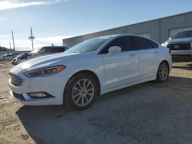 Lot #2487317802 2017 FORD FUSION SE salvage car