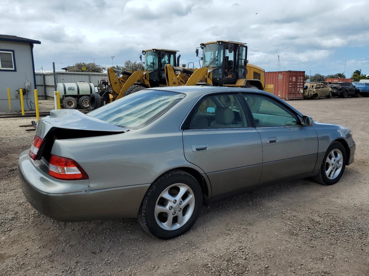 Lot #3020894722 2001 LEXUS ES 300