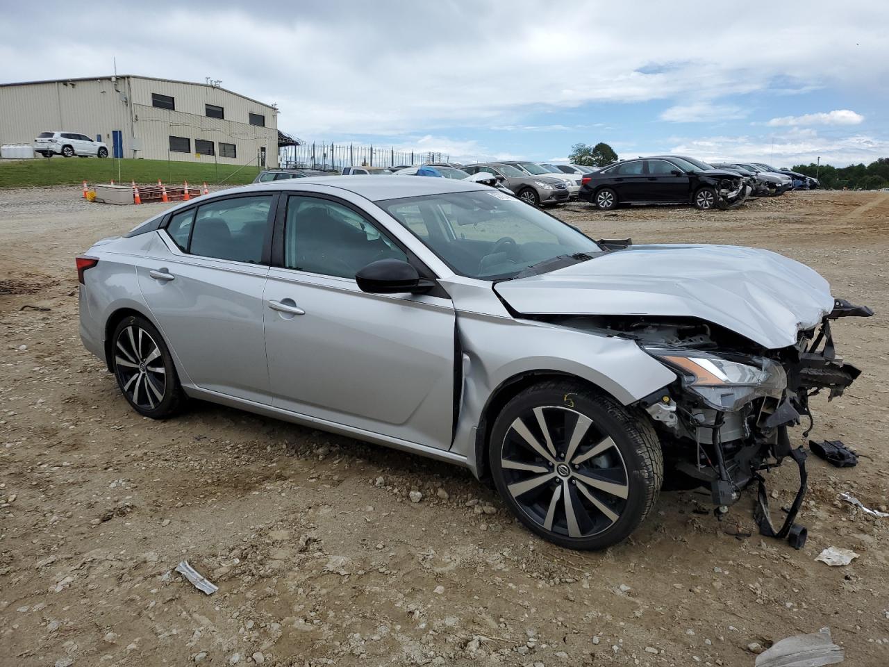 2020 Nissan Altima Sr vin: 1N4BL4CV7LC231761