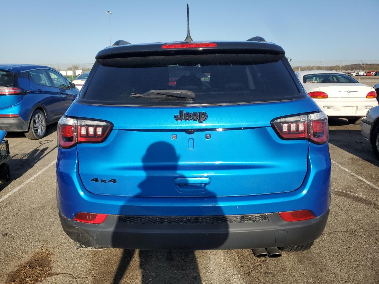 3C4NJDBB0JT320366 2018 Jeep Compass Latitude