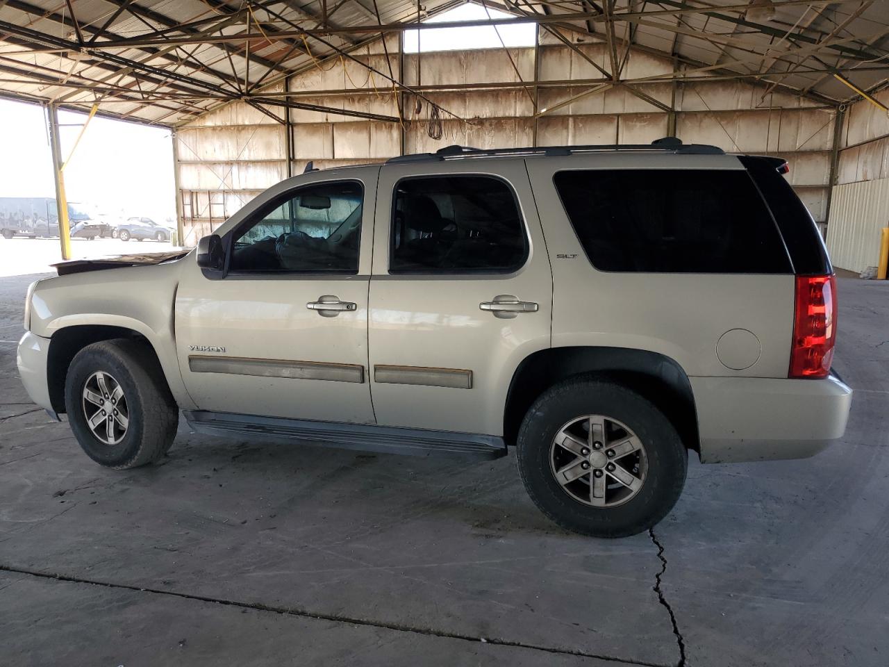 1GKS2CE05BR285715 2011 GMC Yukon Slt