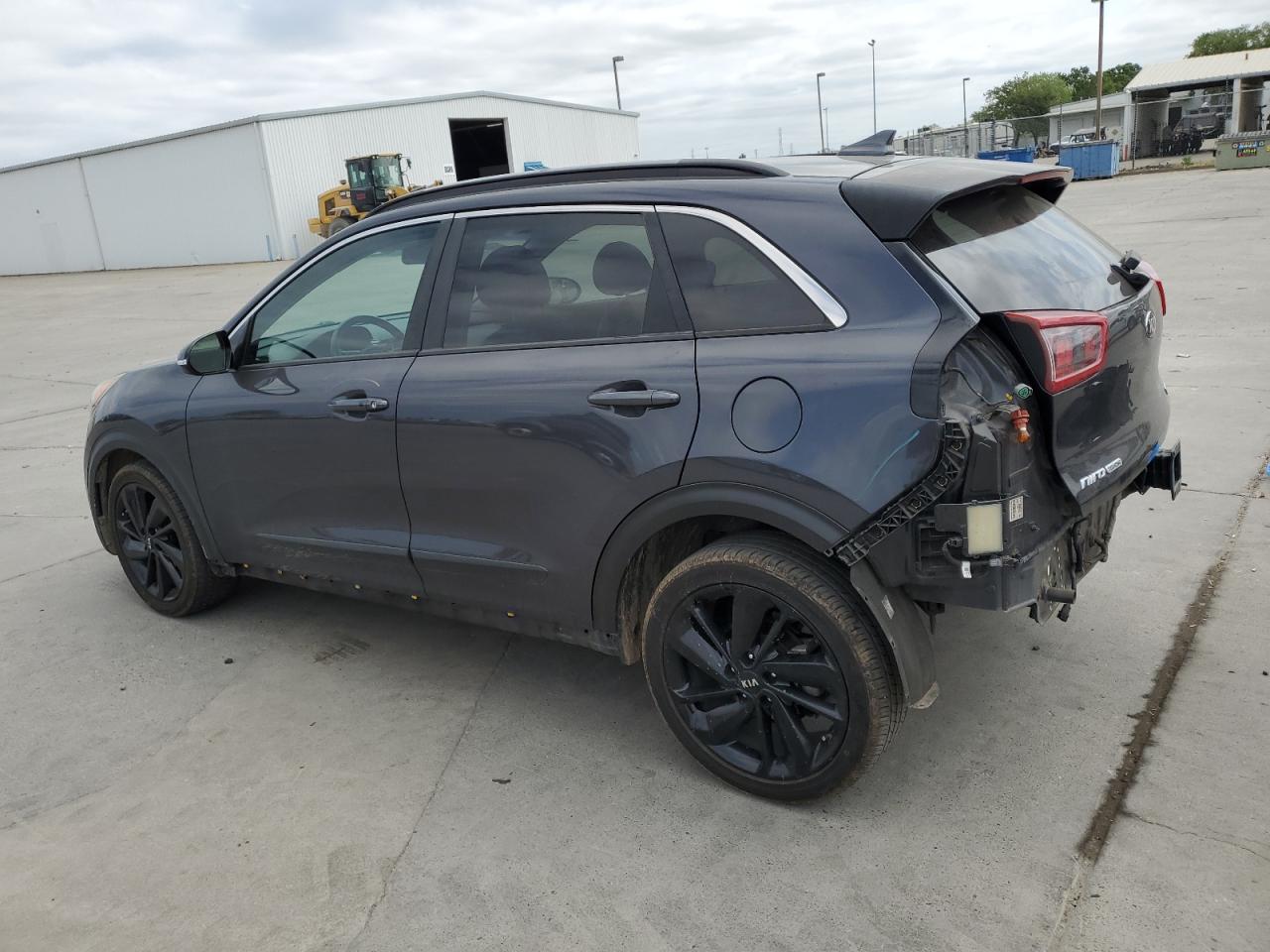 KNDCC3LC1J5133978 2018 Kia Niro Ex