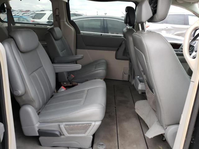 2A4RR5D13AR310111 | 2010 Chrysler town and country touring