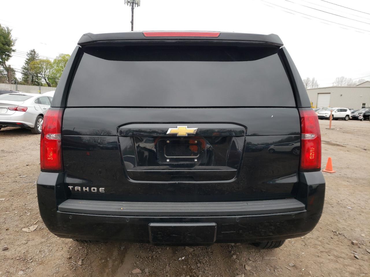 1GNSKBKCXJR314121 2018 Chevrolet Tahoe K1500 Lt