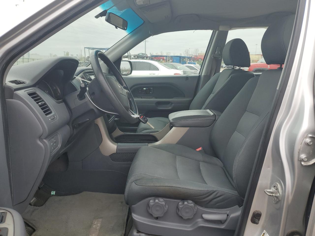 5FNYF18197B013698 2007 Honda Pilot Lx