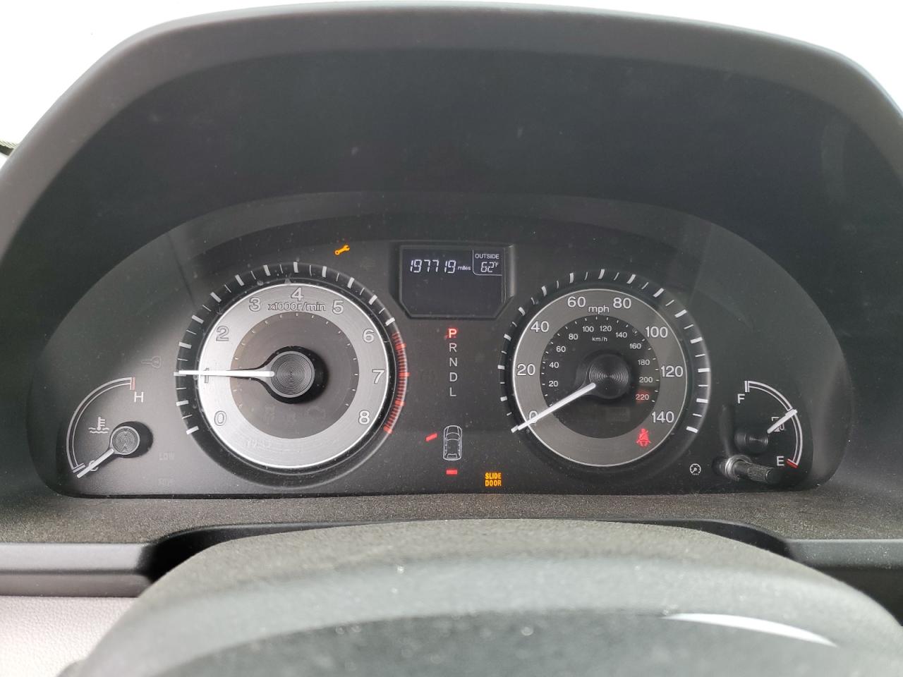 5FNRL5H34GB097290 2016 Honda Odyssey Se