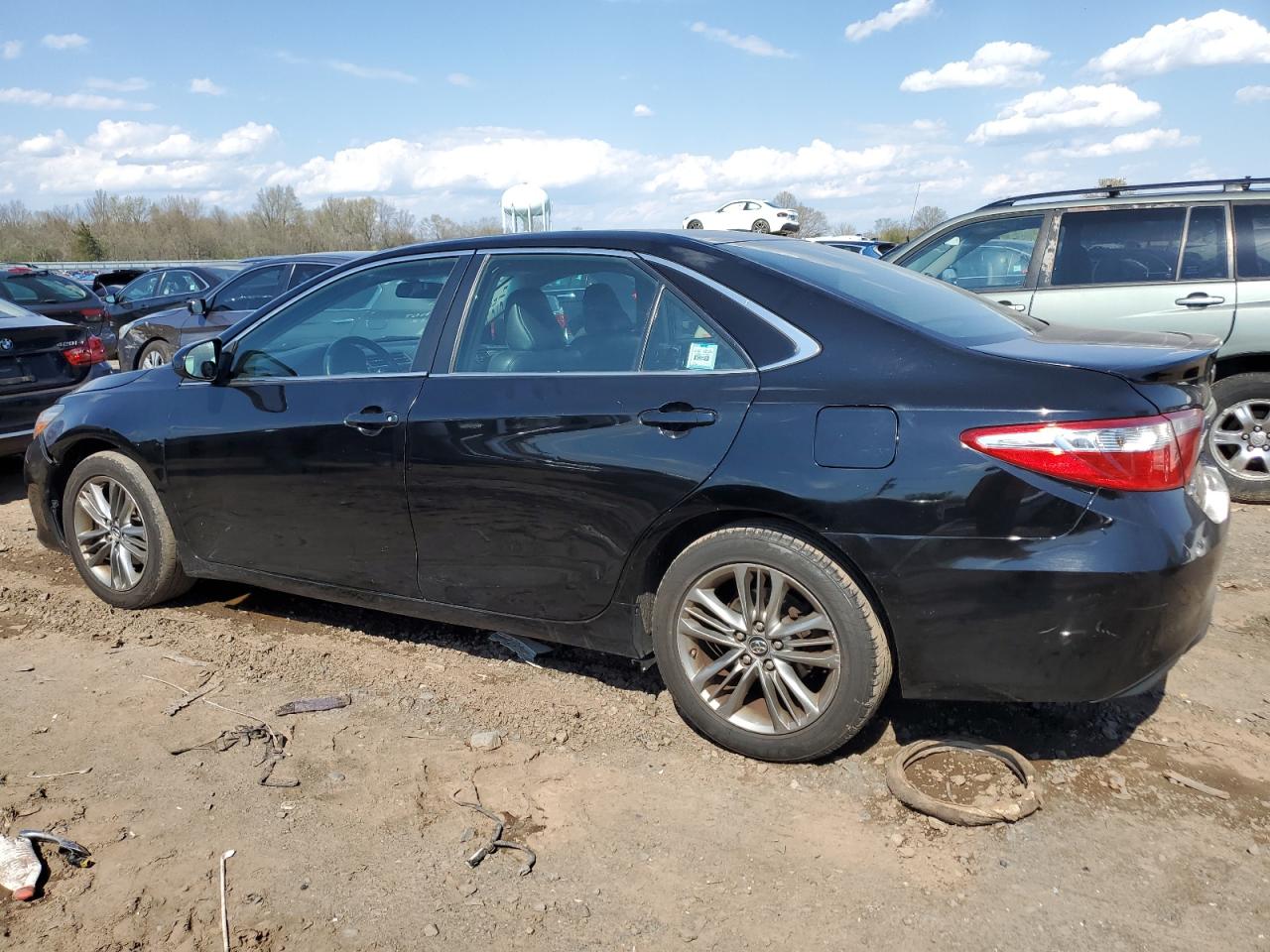 4T1BF1FK9HU275954 2017 Toyota Camry Le