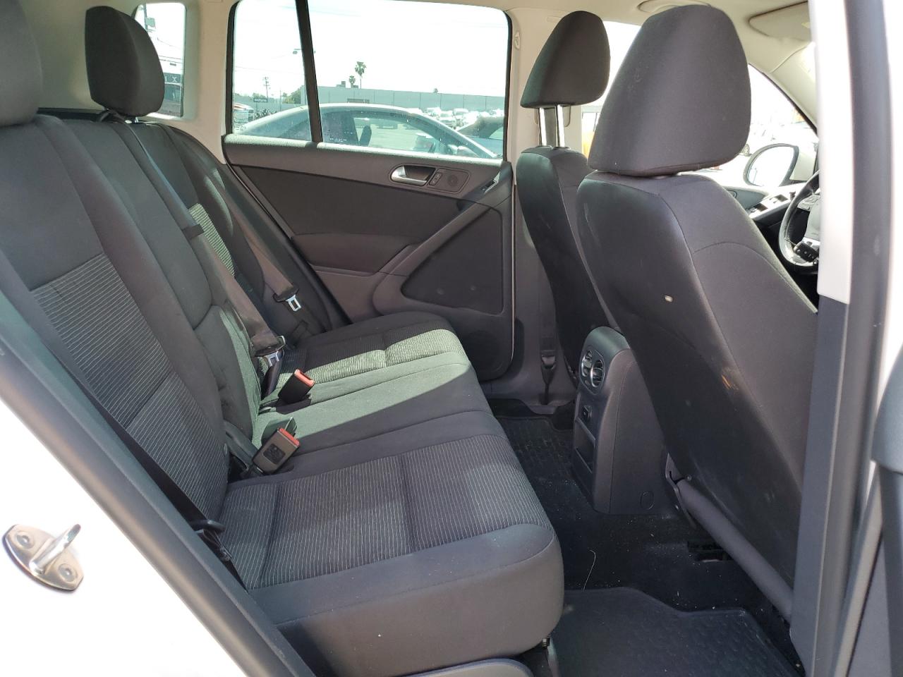 WVGAV3AX3DW572620 2013 Volkswagen Tiguan S