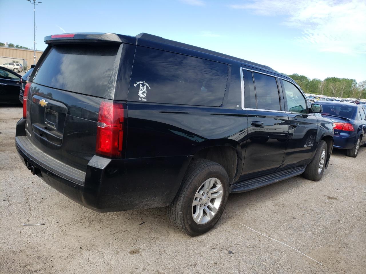 1GNSKHKC3KR160095 2019 Chevrolet Suburban K1500 Lt