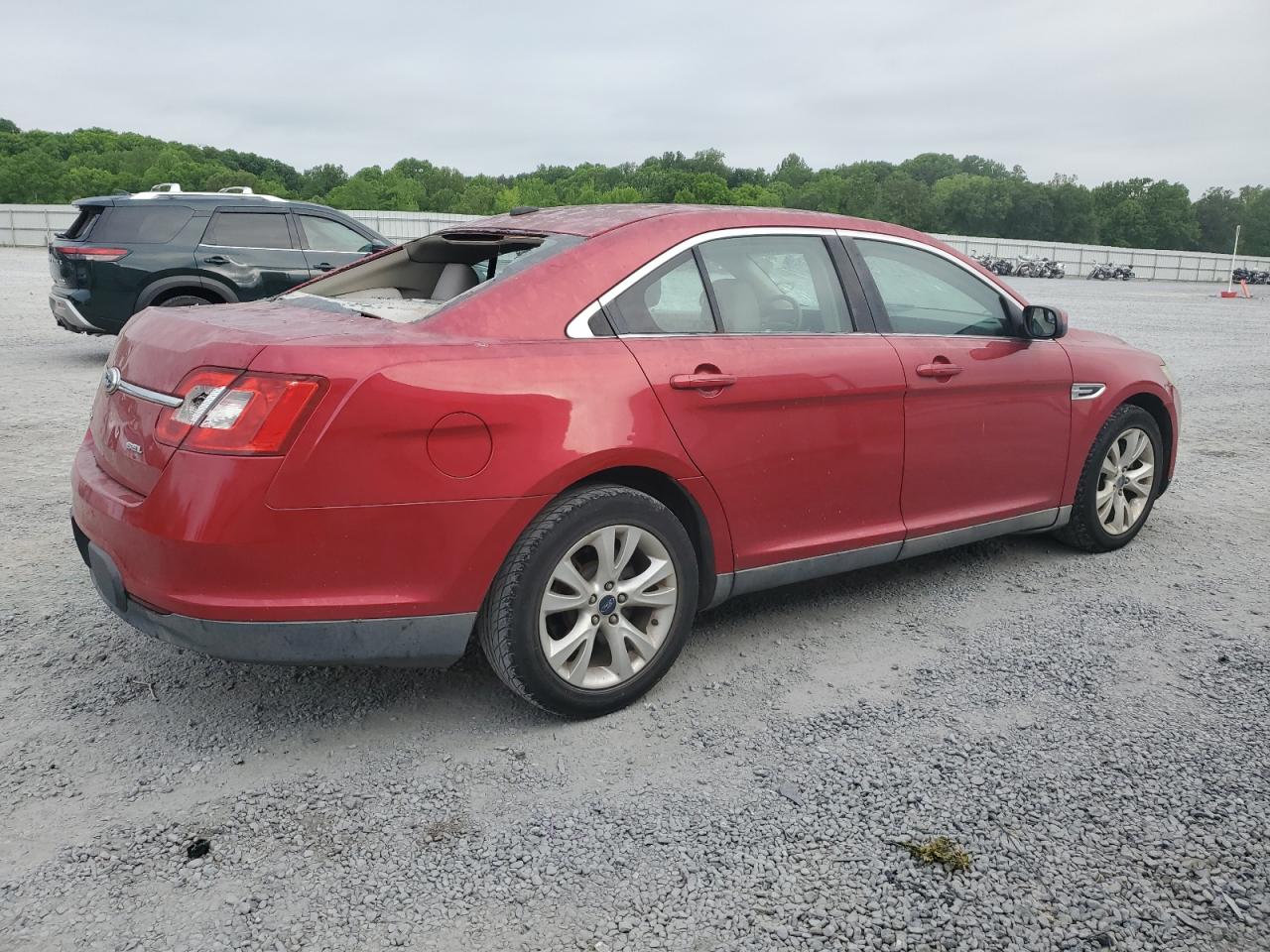 1FAHP2EW5CG102421 2012 Ford Taurus Sel