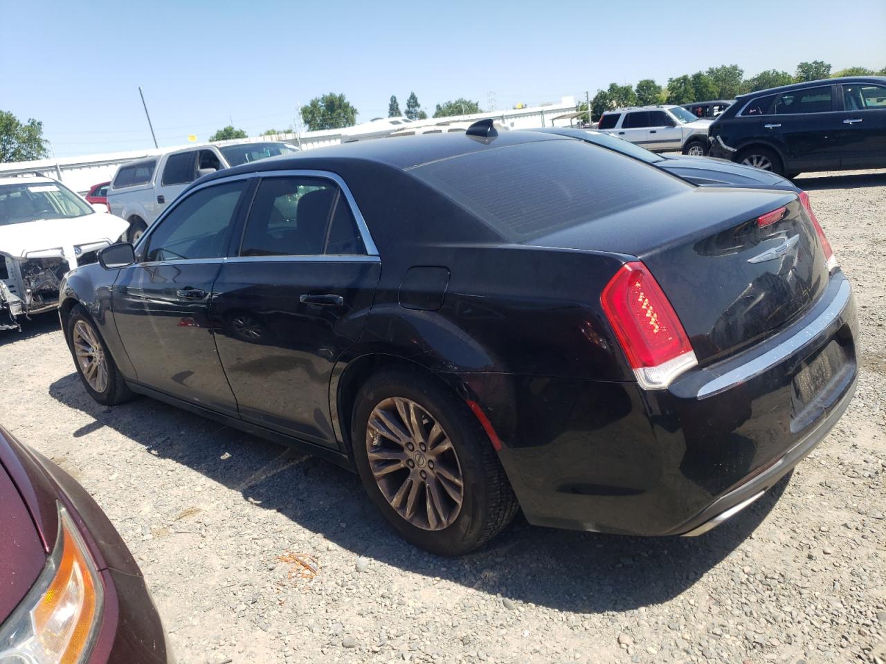 2019 Chrysler 300 Touring vin: 2C3CCAAG2KH603542