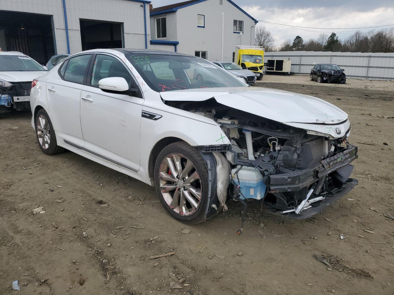 5XXGR4A61FG516566 2015 Kia Optima Sx