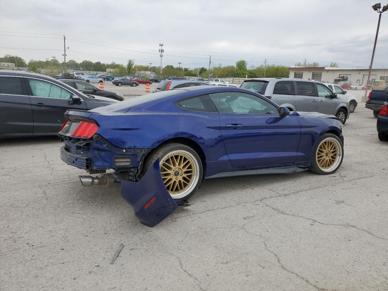 1FA6P8TH4F5303659 2015 Ford Mustang