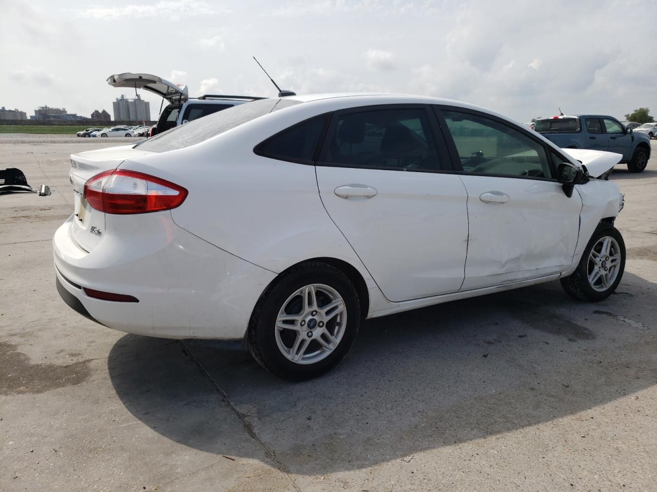 3FADP4BJ5KM162982 2019 Ford Fiesta Se