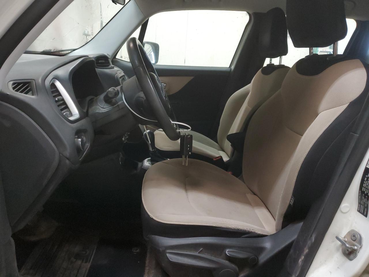 ZACCJBAT8FPB51458 2015 Jeep Renegade Sport