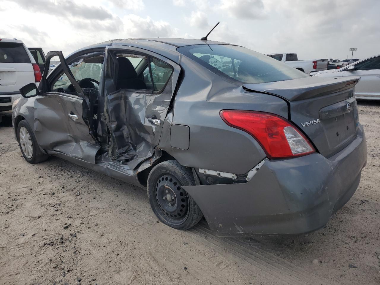 3N1CN7AP0GL842162 2016 Nissan Versa S