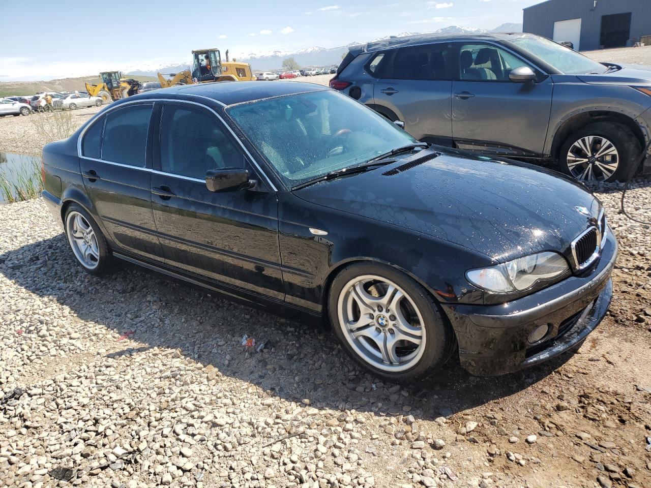 WBAEV53462KM21129 2002 BMW 330 I