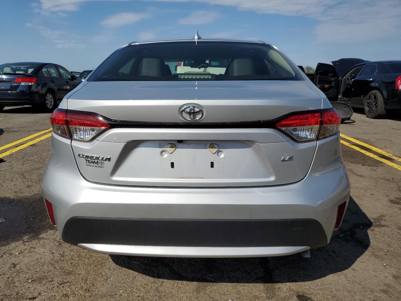 JTDEPMAE5NJ231013 2022 Toyota Corolla Le