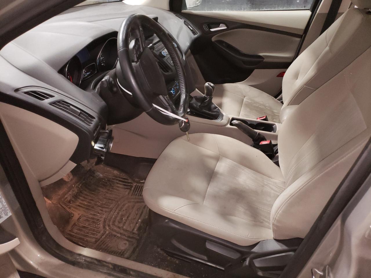 1FADP3F27FL349659 2015 Ford Focus Se