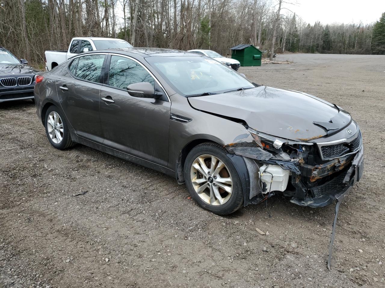 KNAGN4A72C5257068 2012 Kia Optima Ex