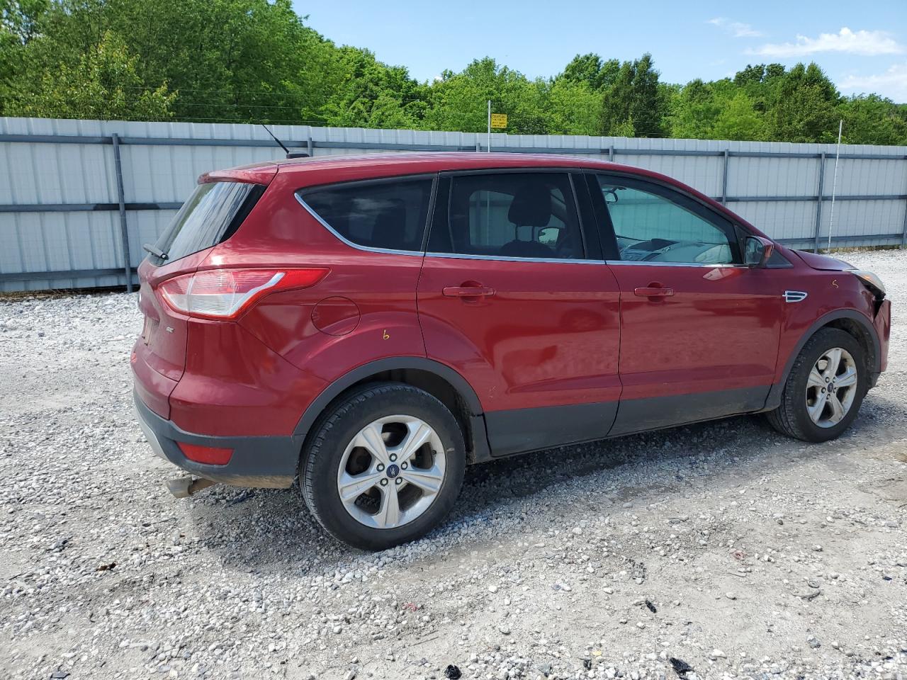 1FMCU0G77GUA77077 2016 Ford Escape Se