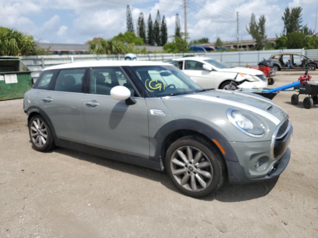 WMWLN9C3XH2E50375 2017 Mini Cooper S Clubman