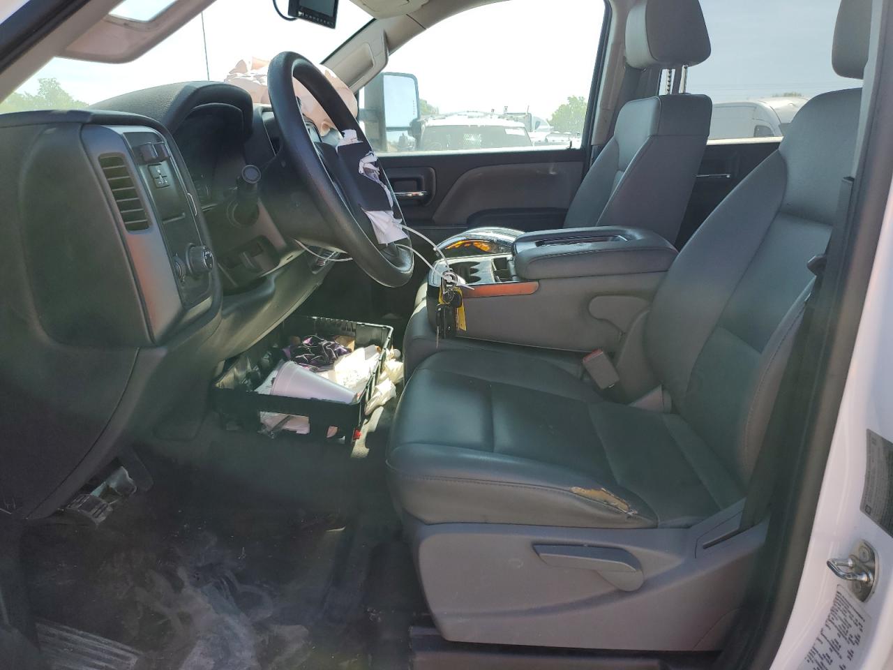 1GB4CYCY2HF247266 CHEVROLET ALL Models 2017